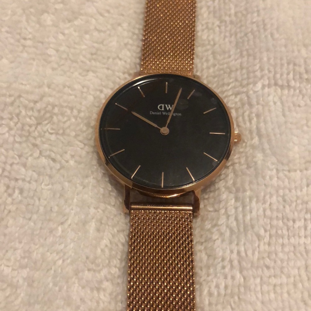 Daniel Wellington classic petite melrose watch